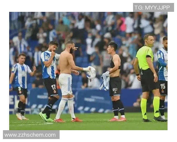 定制球星足球鞋如何提升竞技表现与个性化需求 定制球星足球鞋如何提升竞技表现与个性化需求