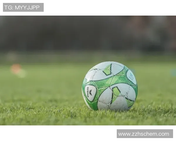 足球球星手环荧光:时尚潮流与体育热情的完美结合 足球球星手环荧光:时尚潮流与体育热情的完美结合